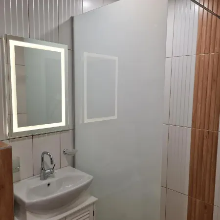 Ilarion 5 At Center Apartament *