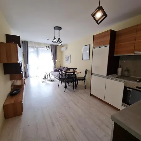 Ilarion 5 At Center Varna
