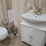 Ilarion 5 At Center Apartman *