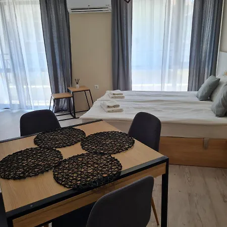 アパート Ilarion 5 At Center ヴァルナ