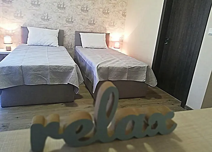 Daire Ilarion 5 At Center