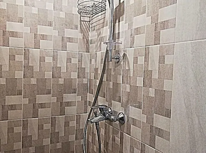 Ilarion 5 At Center Daire Varna