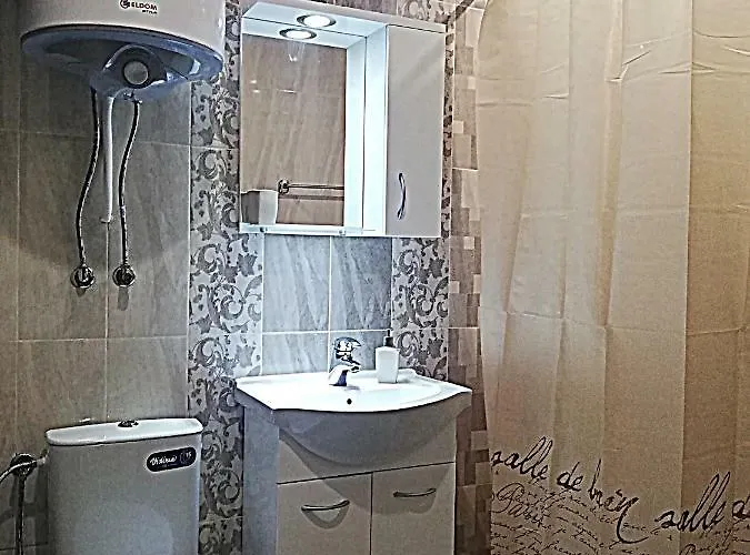 Apartment Ilarion 5 At Center Warna